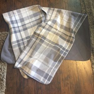 Wrap around sweater/shawl, super cozy!